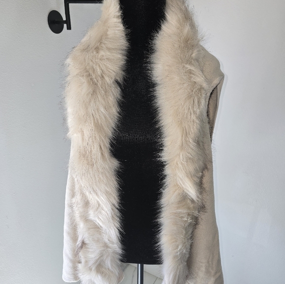 Surell Open Front Faux Fur Jacket - Picture 7 of 7